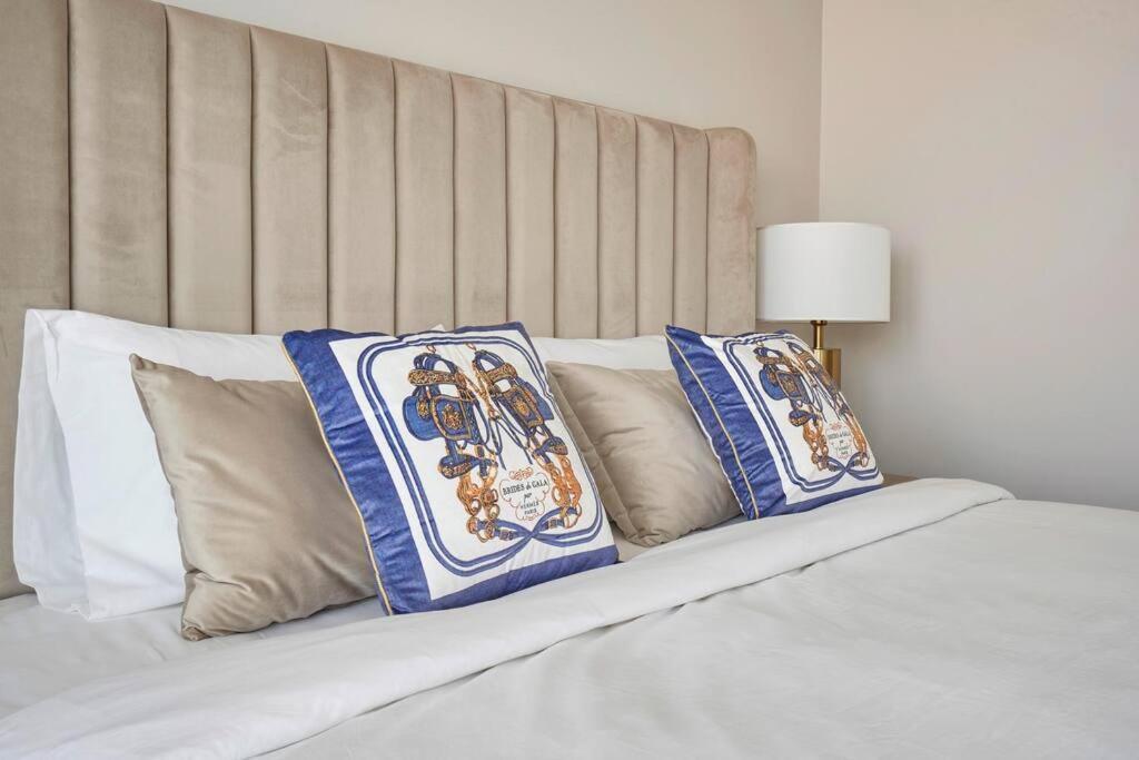 두바이 Larbi Breathtaking Burj And Fountain View Luxurious 2 Bed 아파트 외부 사진